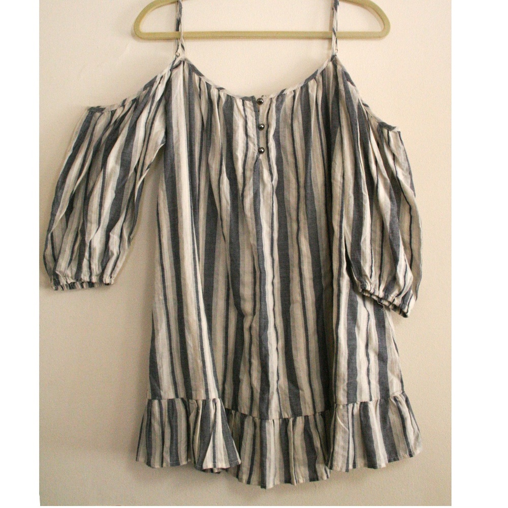 Off the shoulder, summer dress, with ruffle